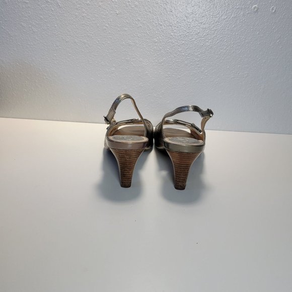 Cole Haan Metallic Gold Leather Peep Toe Slingbacks Heels Women's US 8 B - Picture 4 of 12